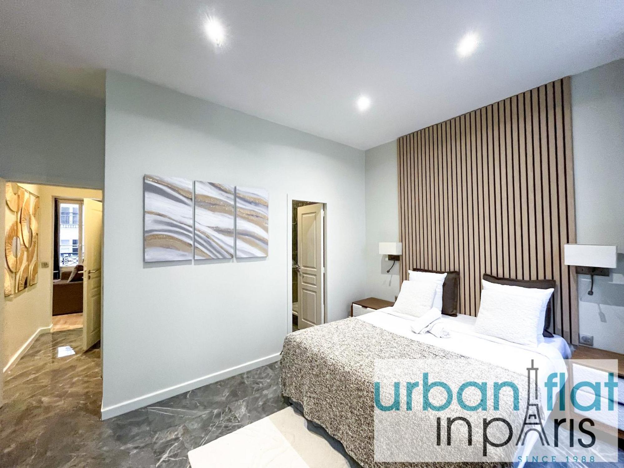 Urban Flat 63 - Beautiful 3 Bedroom Flat Champs-Elysees Parijs Buitenkant foto