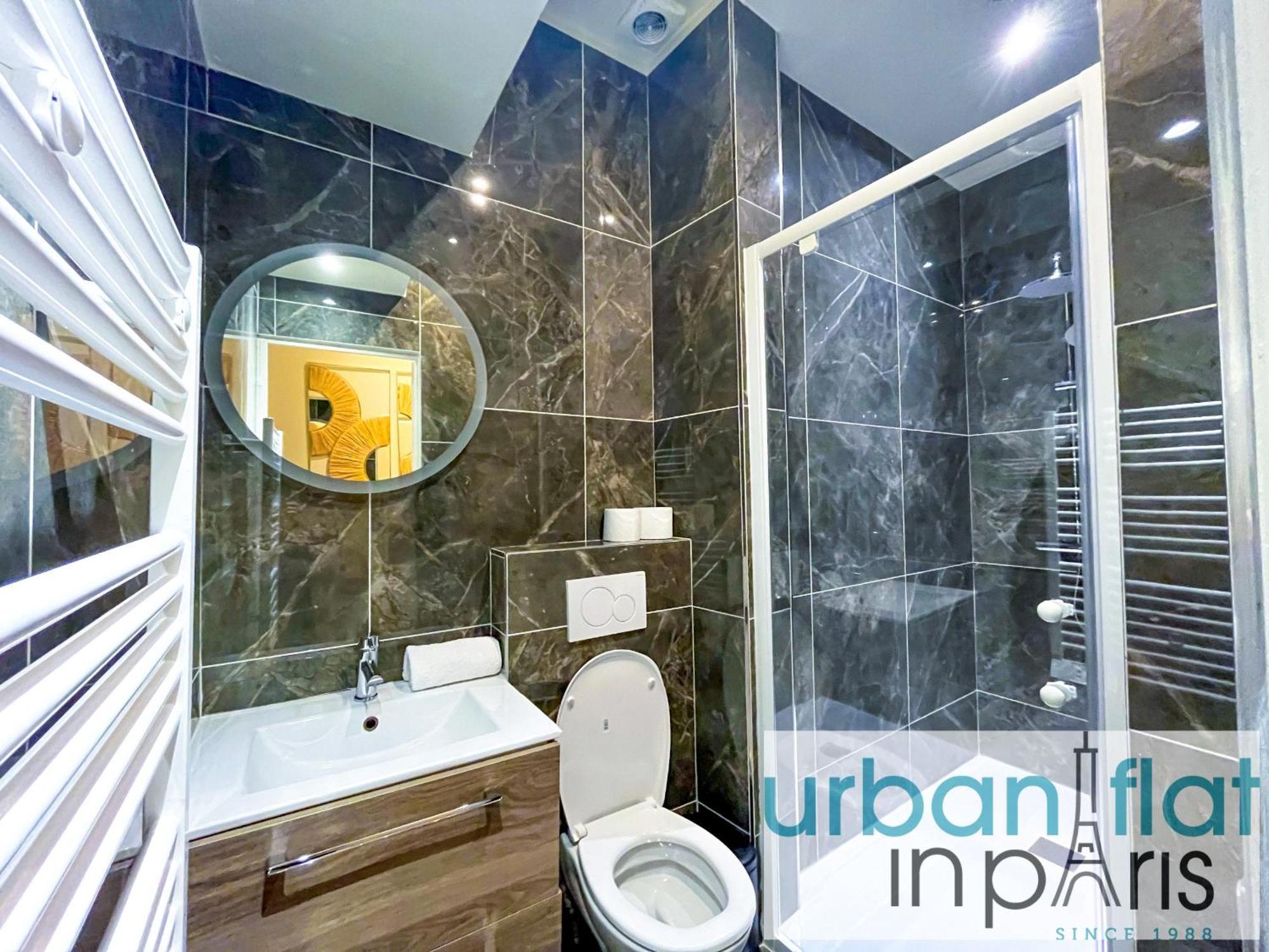 Urban Flat 63 - Beautiful 3 Bedroom Flat Champs-Elysees Parijs Buitenkant foto